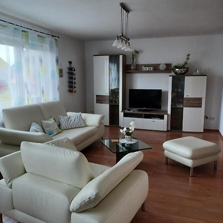 Ferienwohnung Landsburgblick Neuental Bagian luar foto