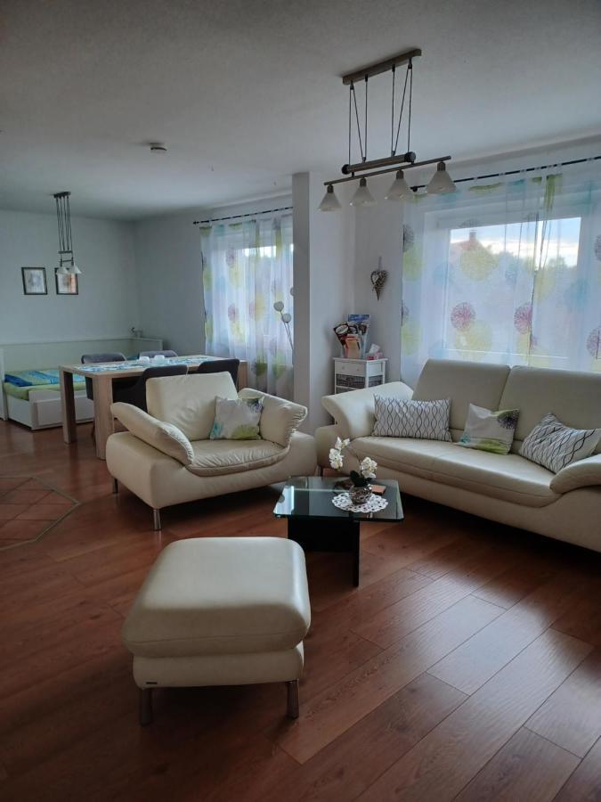 Ferienwohnung Landsburgblick Neuental Bagian luar foto
