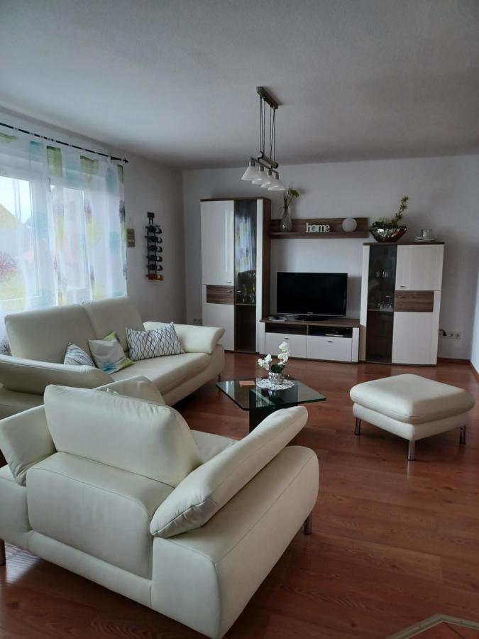 Ferienwohnung Landsburgblick Neuental Bagian luar foto